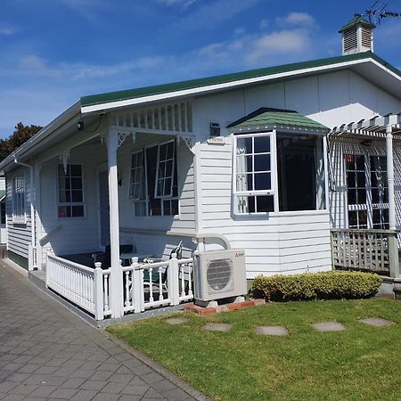 Charmae Guest House Whanganui Exterior foto